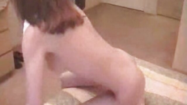 Glam pillada amater europea milf buttfucked después de facefuck